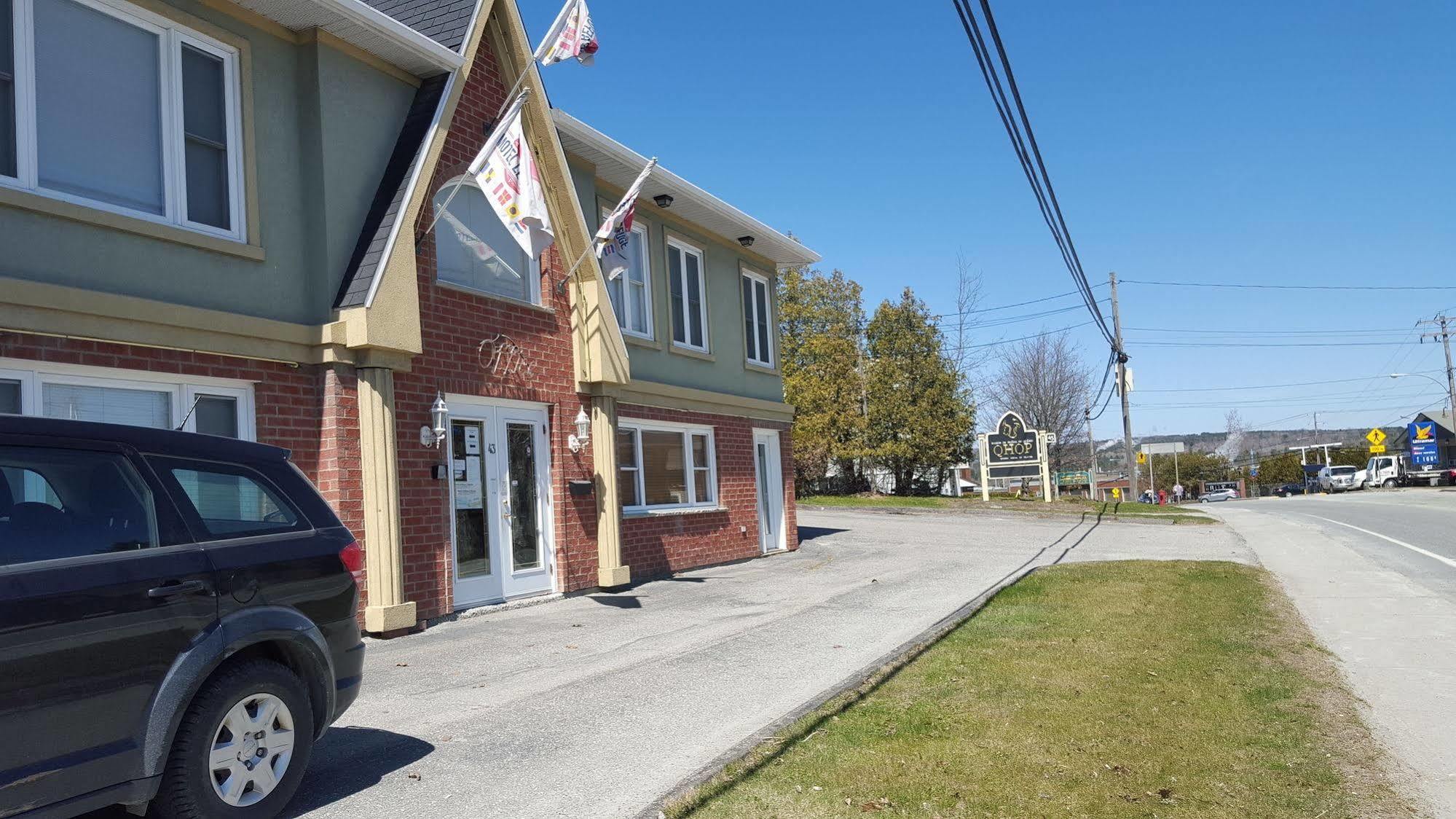 Motel Le Refuge Sherbrooke Extérieur photo